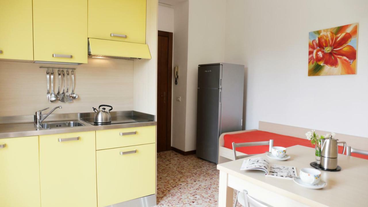 Camping Zocco Manerba del Garda Exterior foto